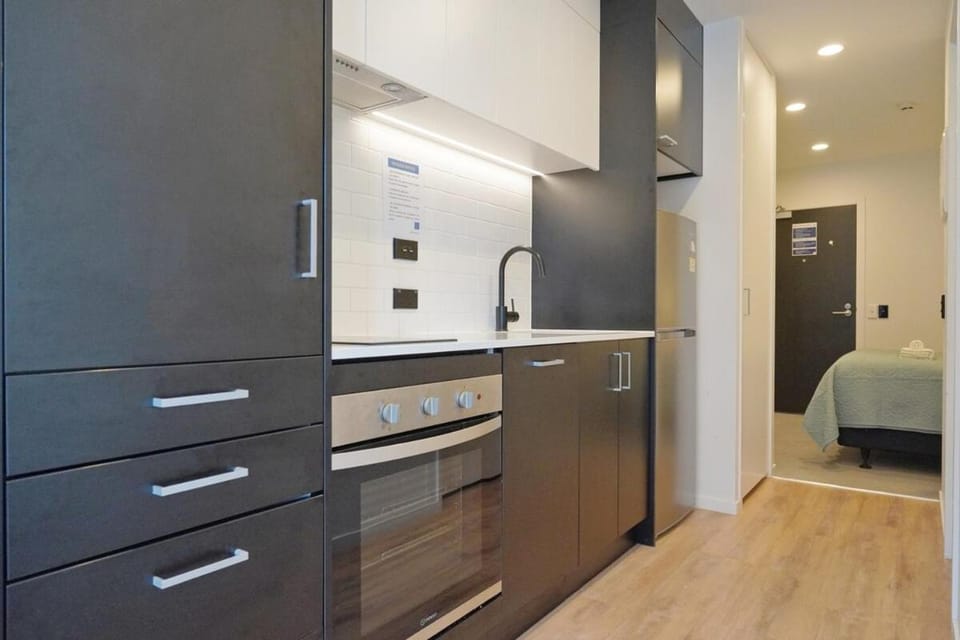 Elegant City Centre Studio Apartment in Auckland