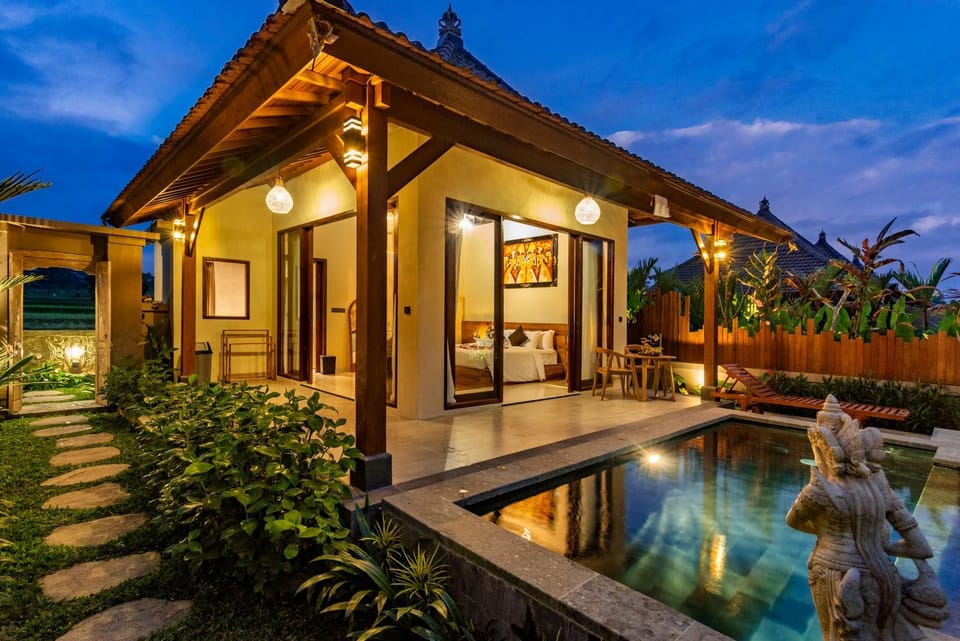 View (from property/room), Pool view, Swimming pool