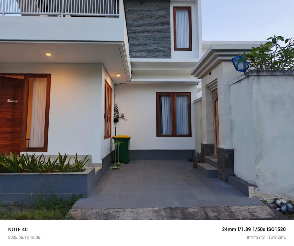 Lucky Villa Jimbaran Penta Villa in Bali