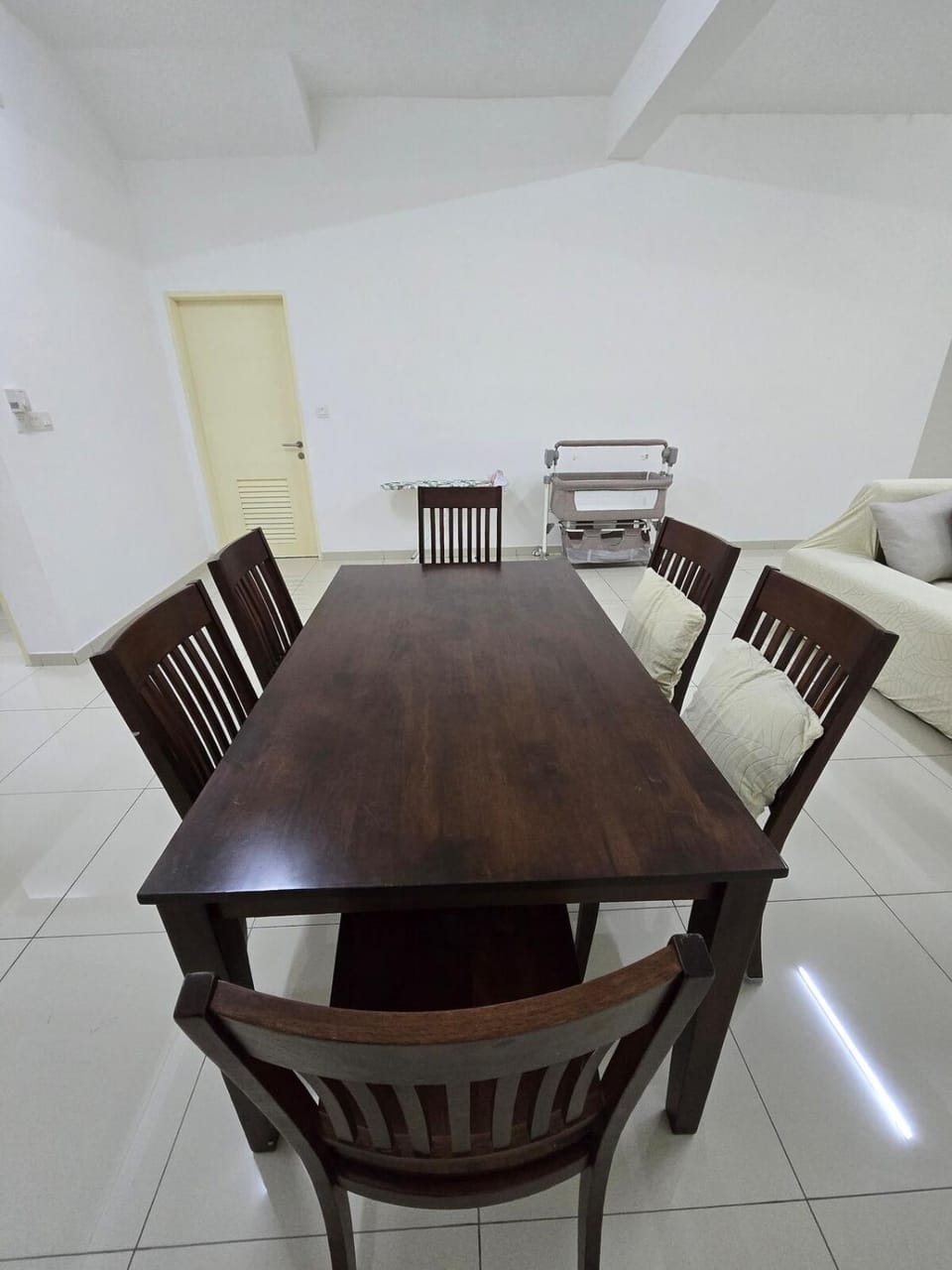 16pax 4R4B Seremban2 Matrix DTempat Sendayan WiFi Apartment in Port Dickson
