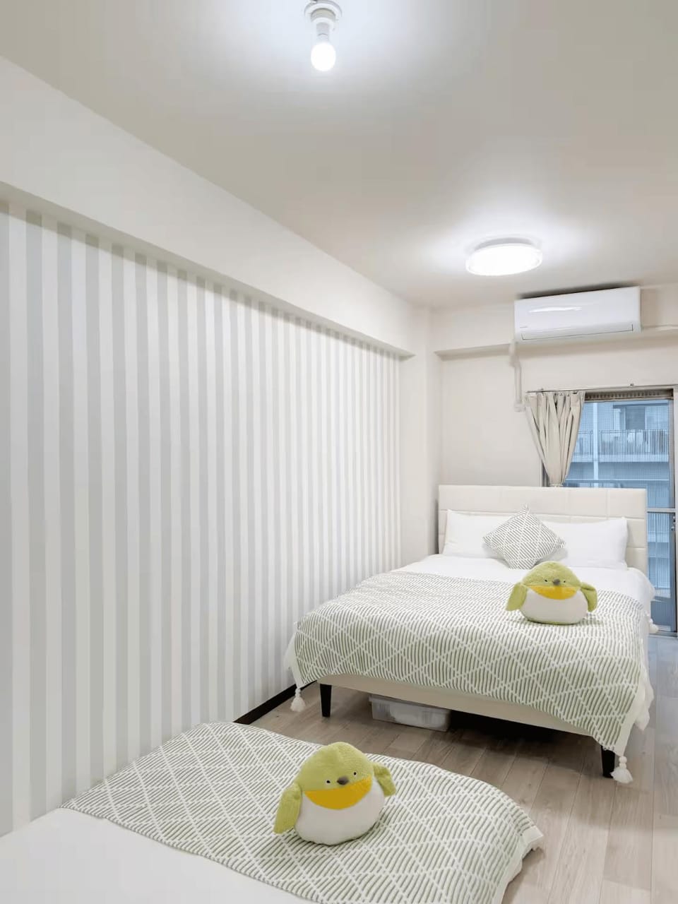 Bed, Bedroom, air conditioner