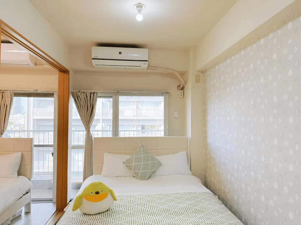 Bed, Bedroom, air conditioner