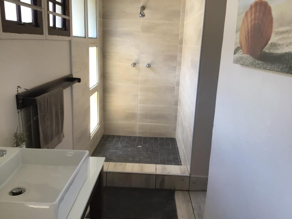 Ogs Backpackers Bed and Breakfast in KwaZulu-Natal