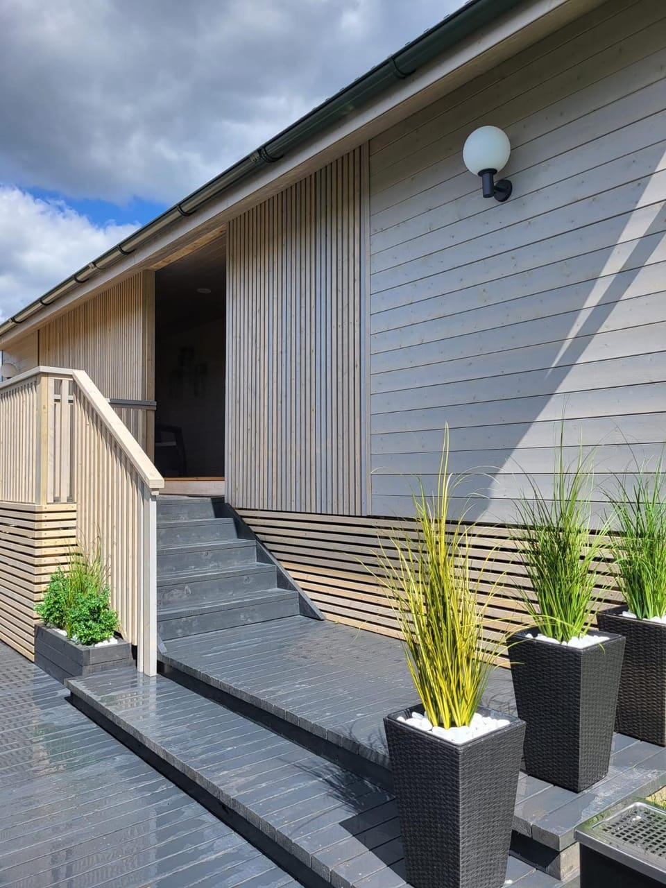 Property building, Day