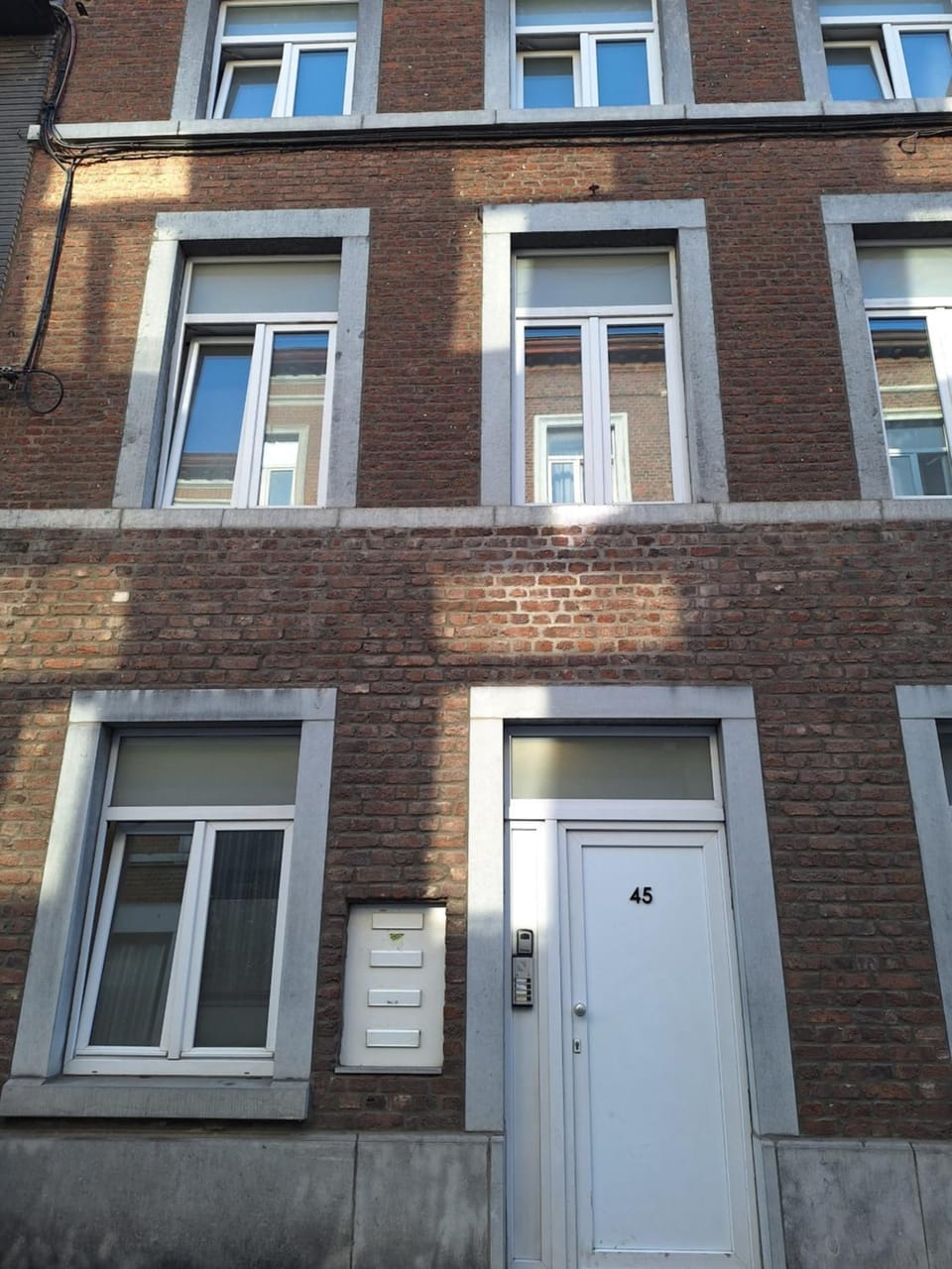 Property building, Facade/entrance