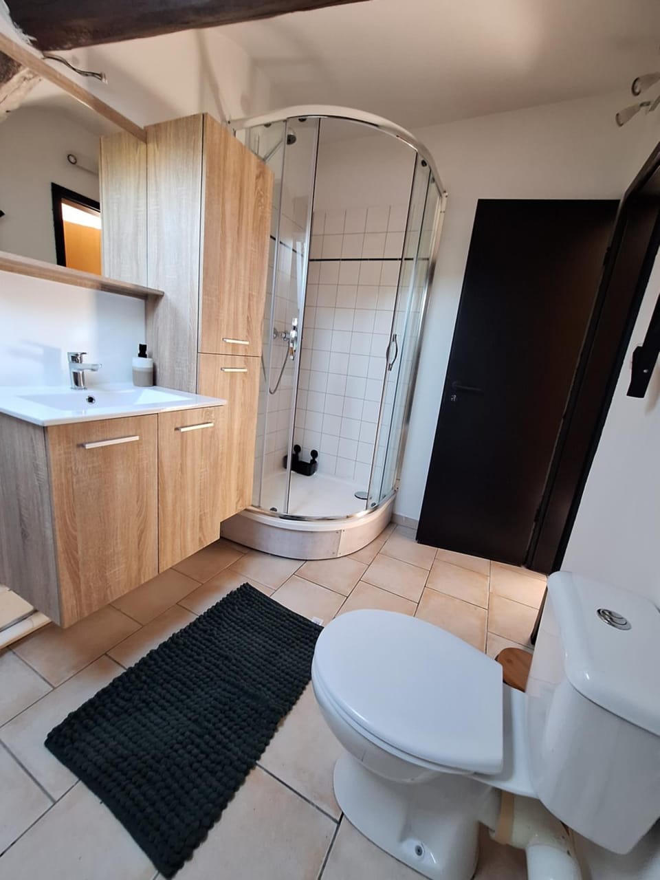 Shower, Toilet, Bathroom