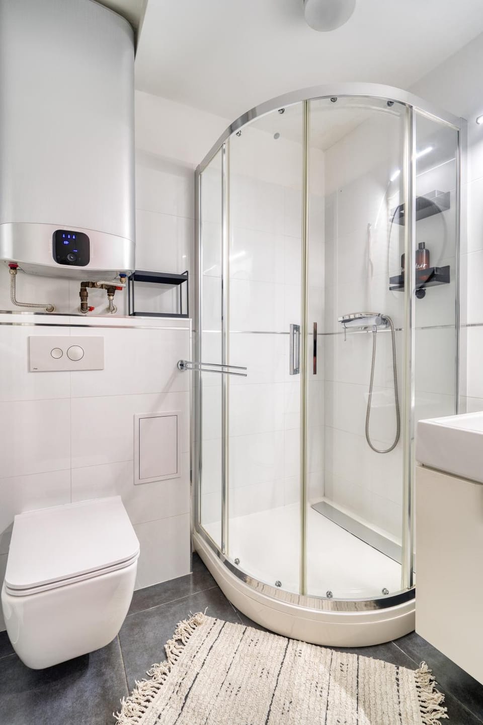 Shower, Toilet, Bathroom