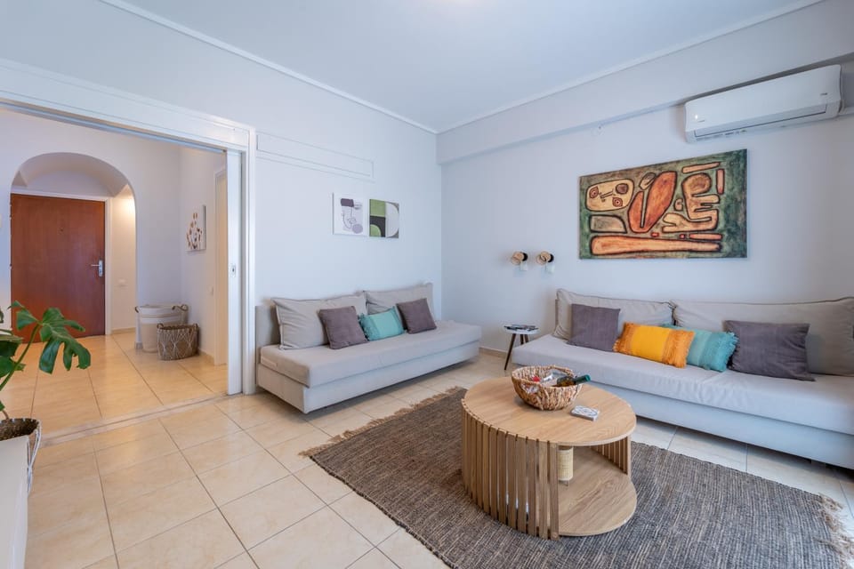 Living room, Seating area, air conditioner