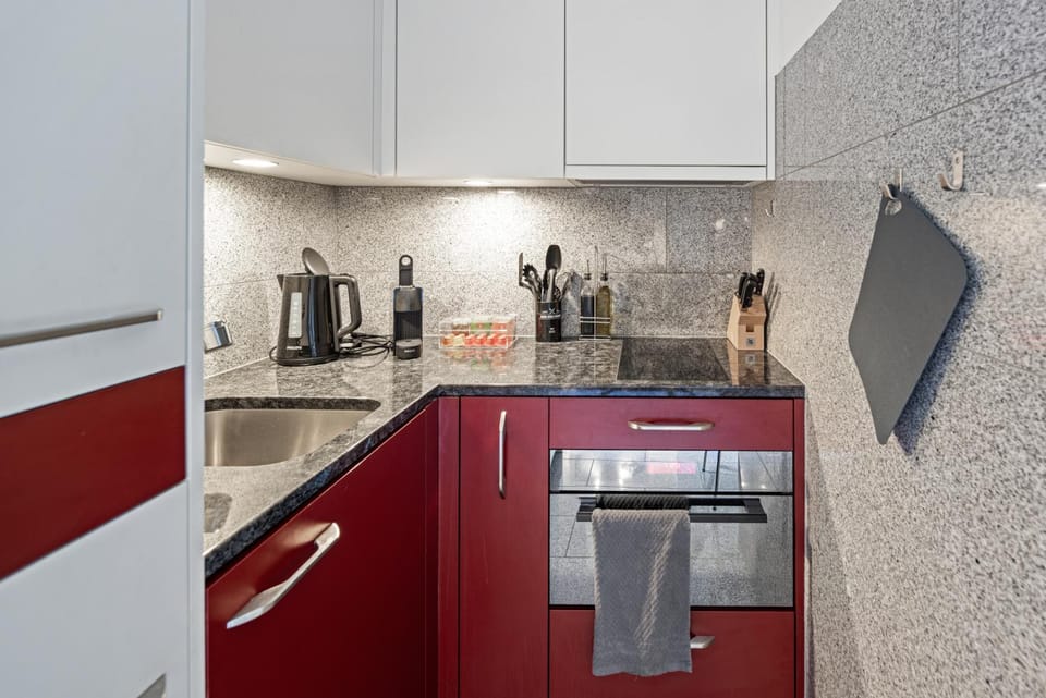 Kitchen or kitchenette, oven, stove