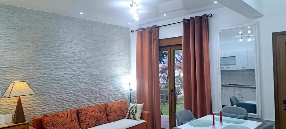 Living room, Photo of the whole room, Seating area