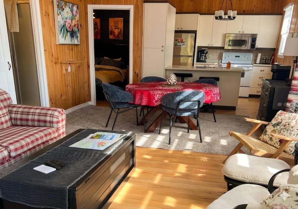 Chalets Plage St-Jean Chalet in Quebec
