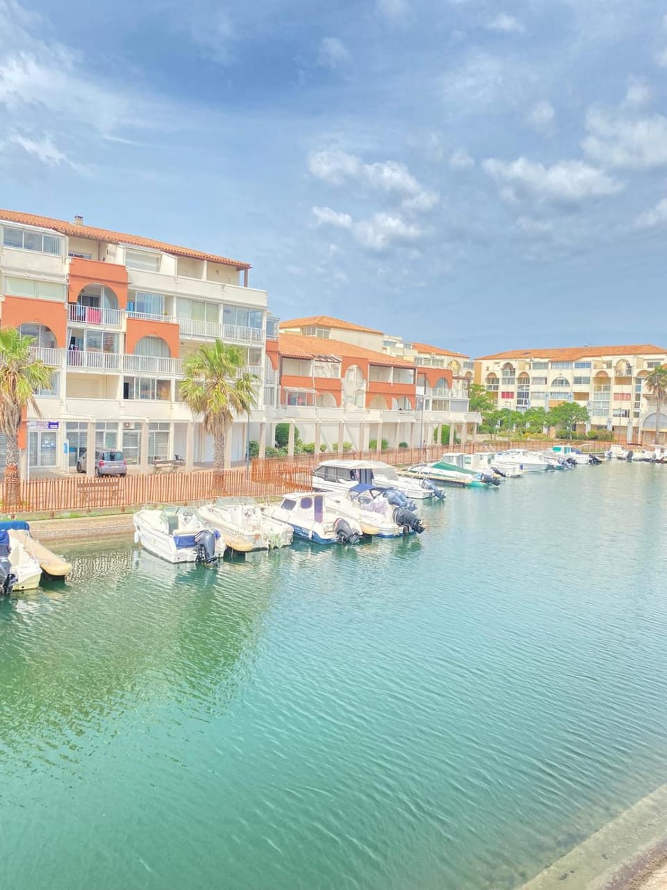 Activities, River view, Location