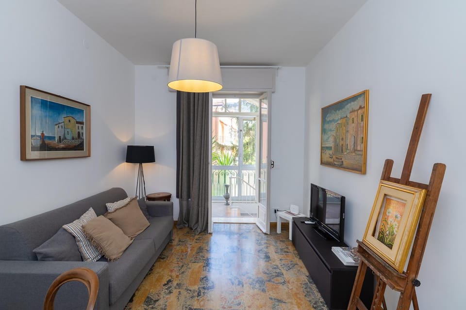 Casa Lella con Giardino e Parcheggio Privato Apartment in Finale Ligure