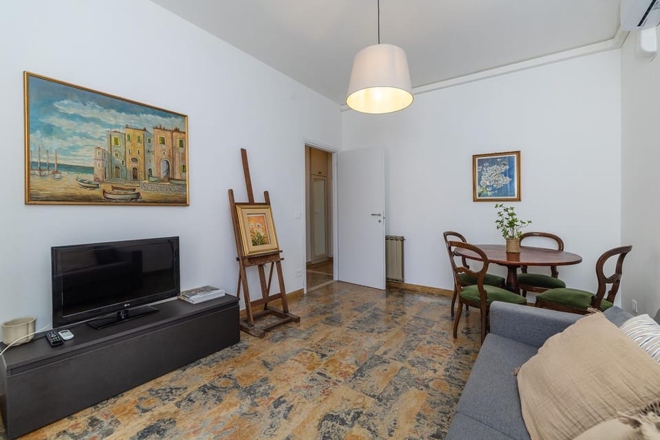 Casa Lella con Giardino e Parcheggio Privato Apartment in Finale Ligure