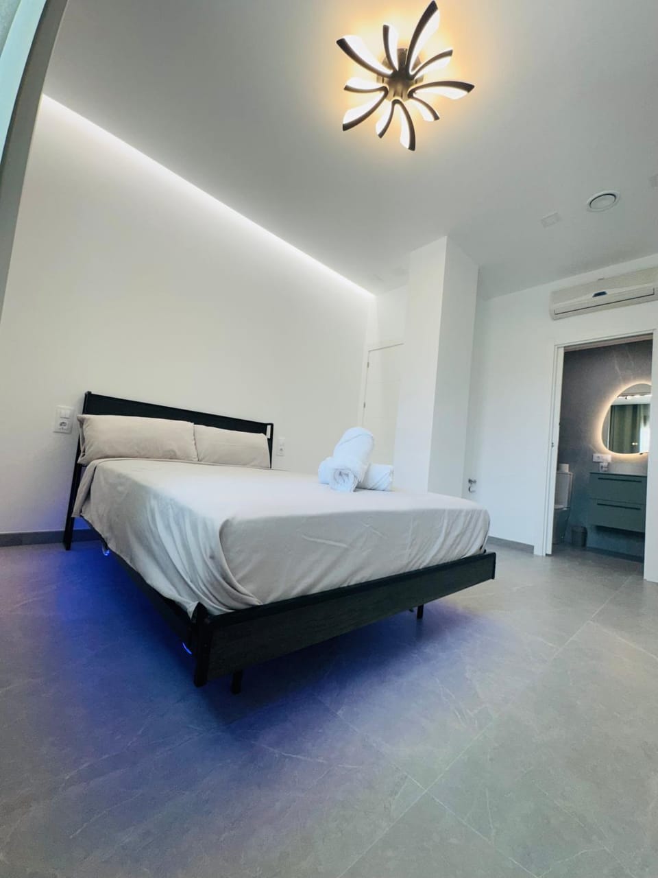 Calpe apartamento LuXurY nuevo playa centrico parking wifi aire piscina patio Apartment in Calp