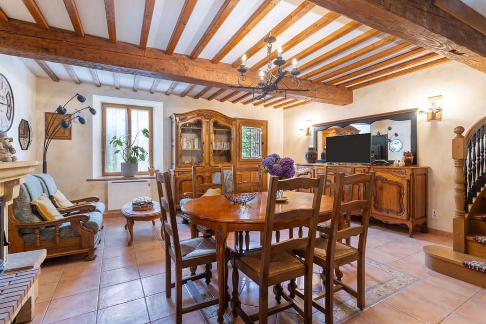 Property building, Living room