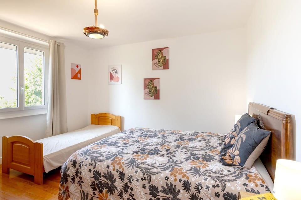 Living room, Bedroom