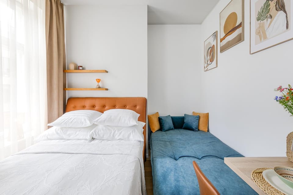 Bed, Bedroom