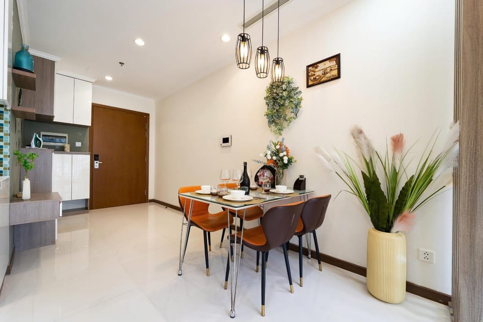 Kitchen or kitchenette, Living room, Seating area, Dining area, minibar