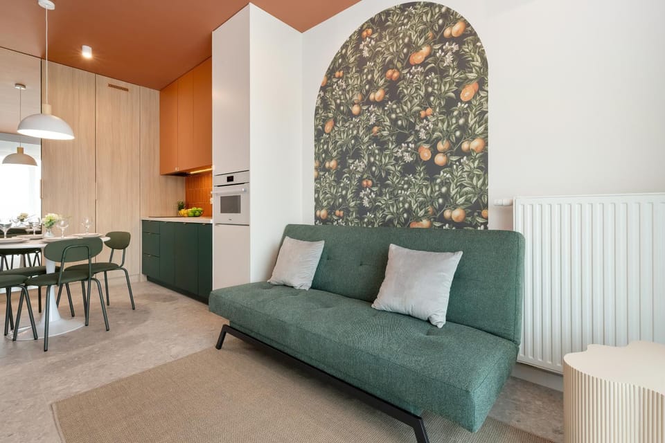 Kitchen or kitchenette, Living room, Seating area, Dining area