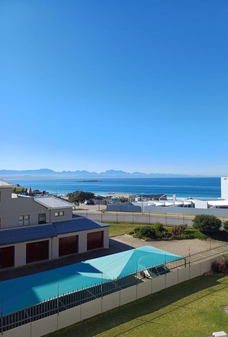 Day, Mountain view, Sea view