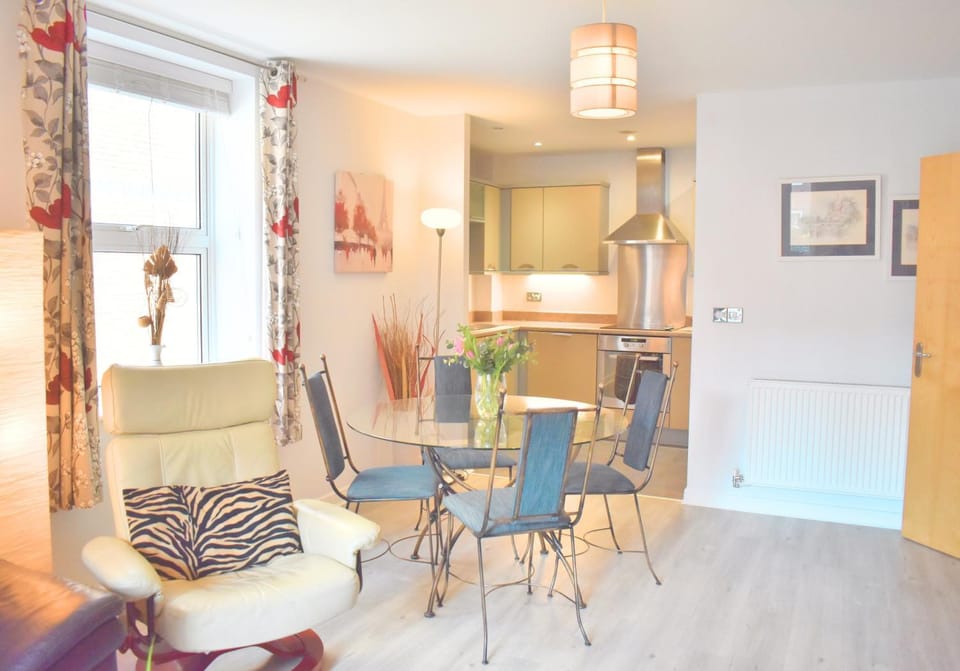 Kitchen or kitchenette, Living room, Dining area