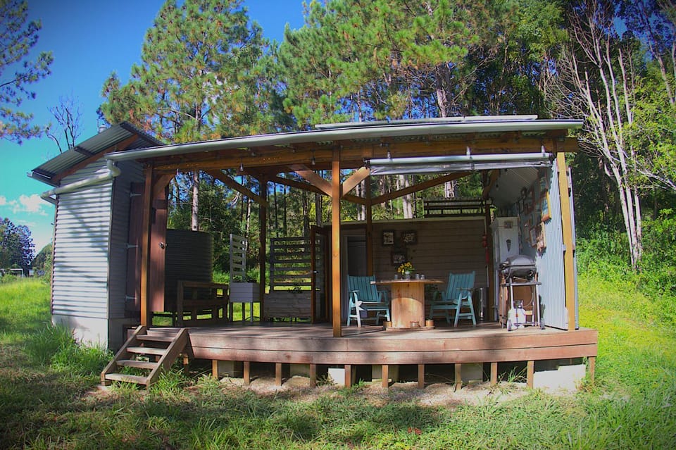 Patio, Dining area, Garden view