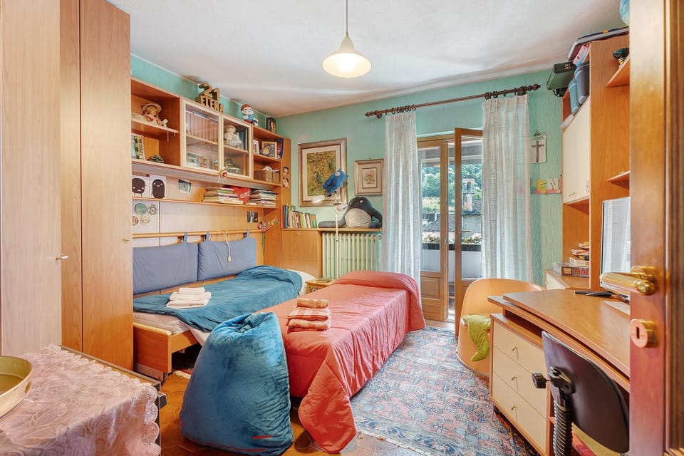 Property building, Living room, Bedroom