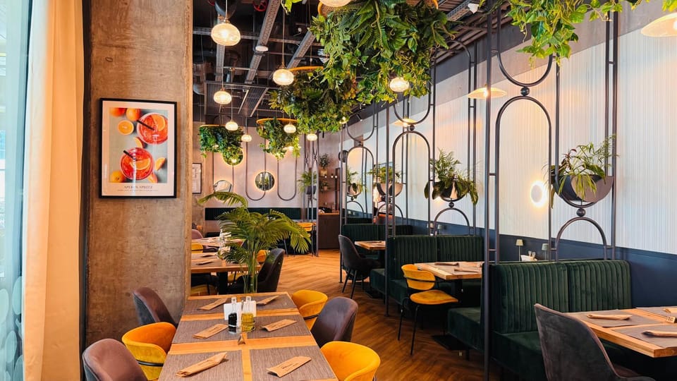 Restaurant/places to eat