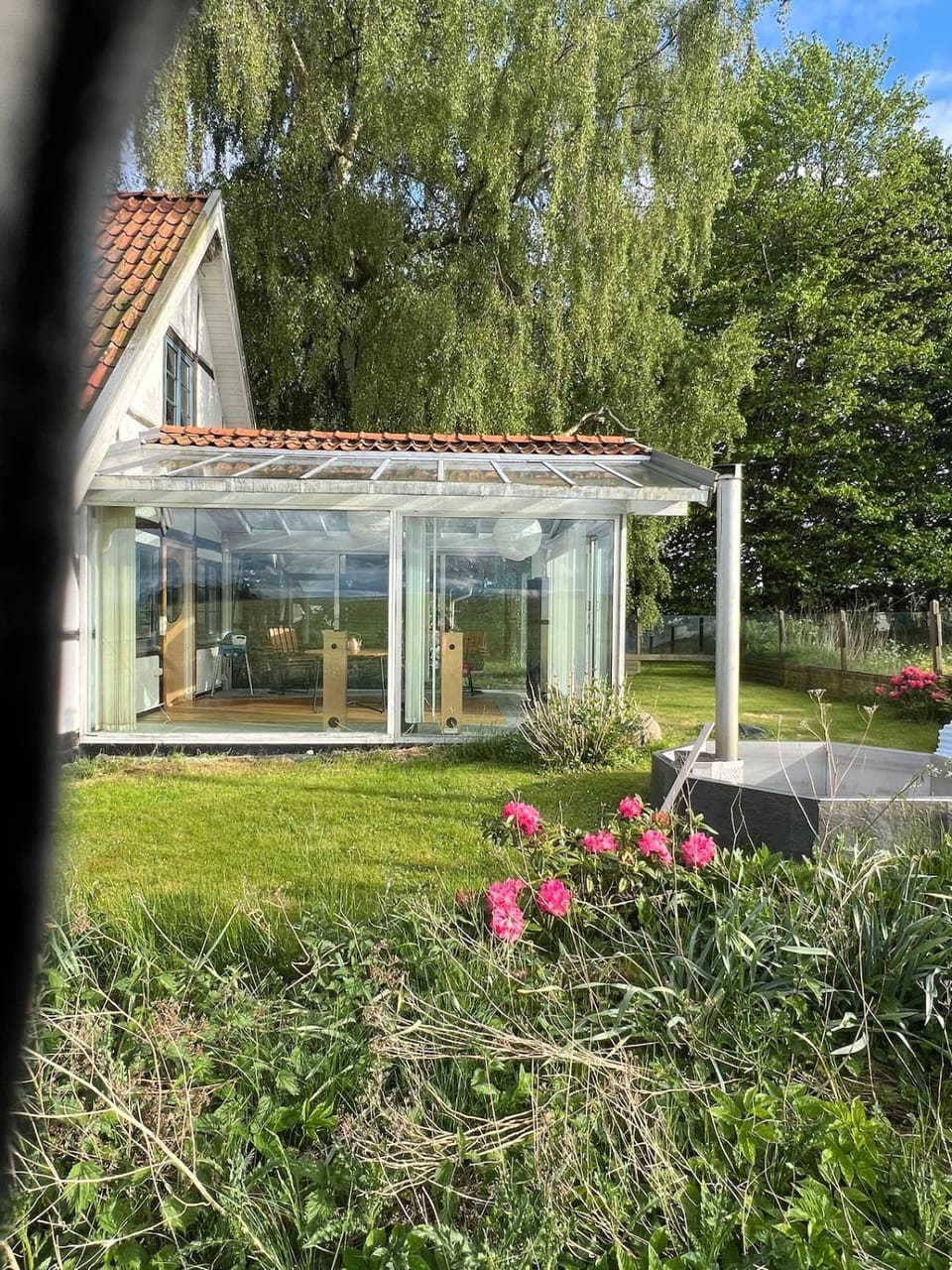 Property building, Spring, Day, Natural landscape, Garden, Garden view