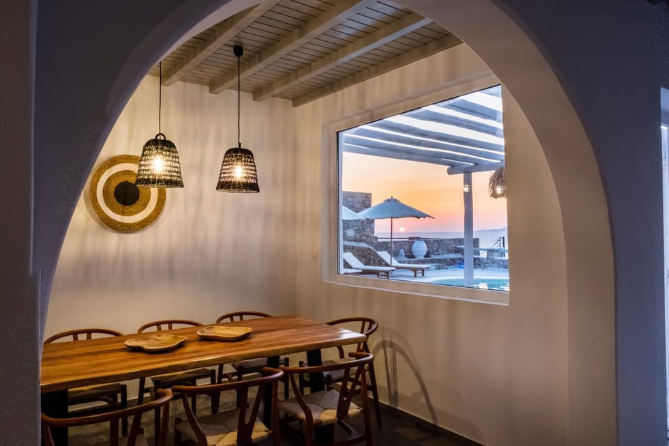 Thalia Luxe 4-Bedroom Pool Villa Villa in Mykonos, Mikonos 846 00, Greece