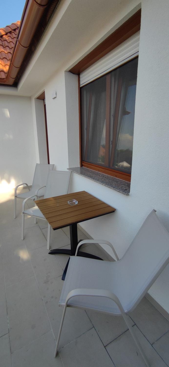 Patio, Day, View (from property/room), Balcony/Terrace, Living room, Seating area, Dining area, sunbed