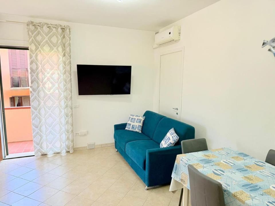 Living room, air conditioner