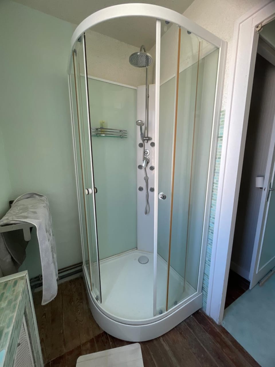Shower, Bathroom