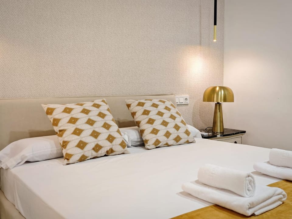Redes Suite 35 Apartment in Seville