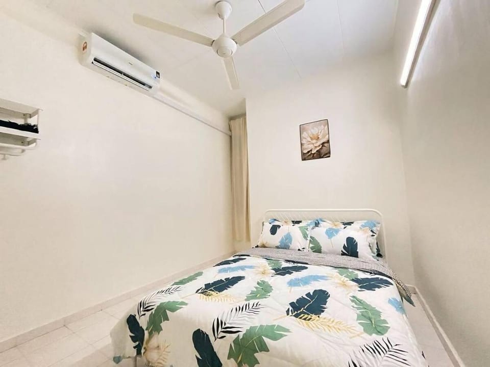 Cozy AiZHome House in Penang