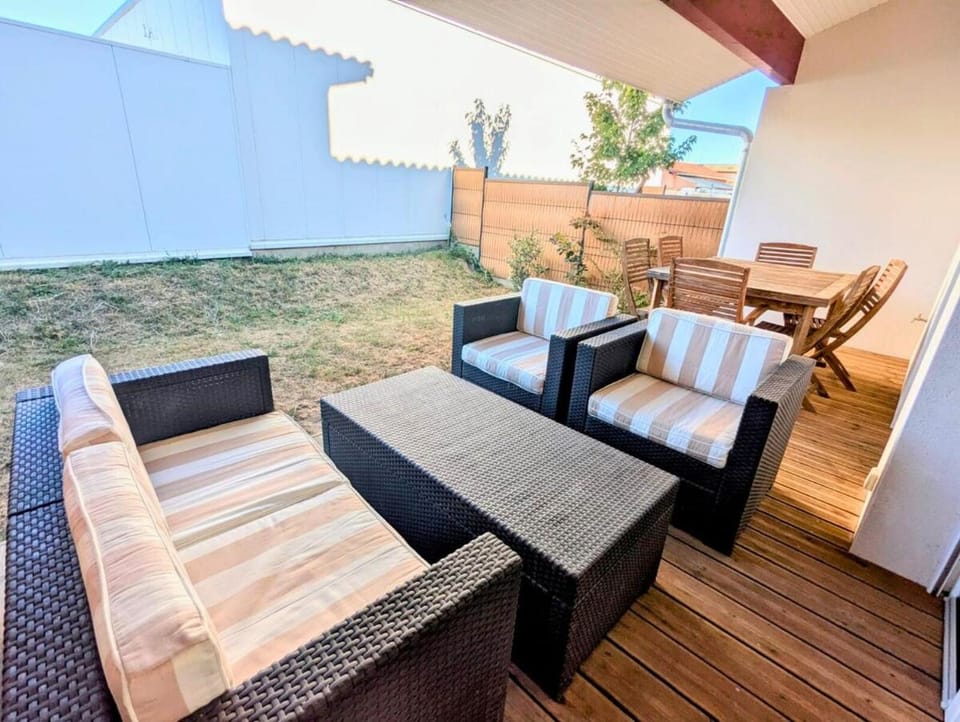 Patio, View (from property/room), Dining area