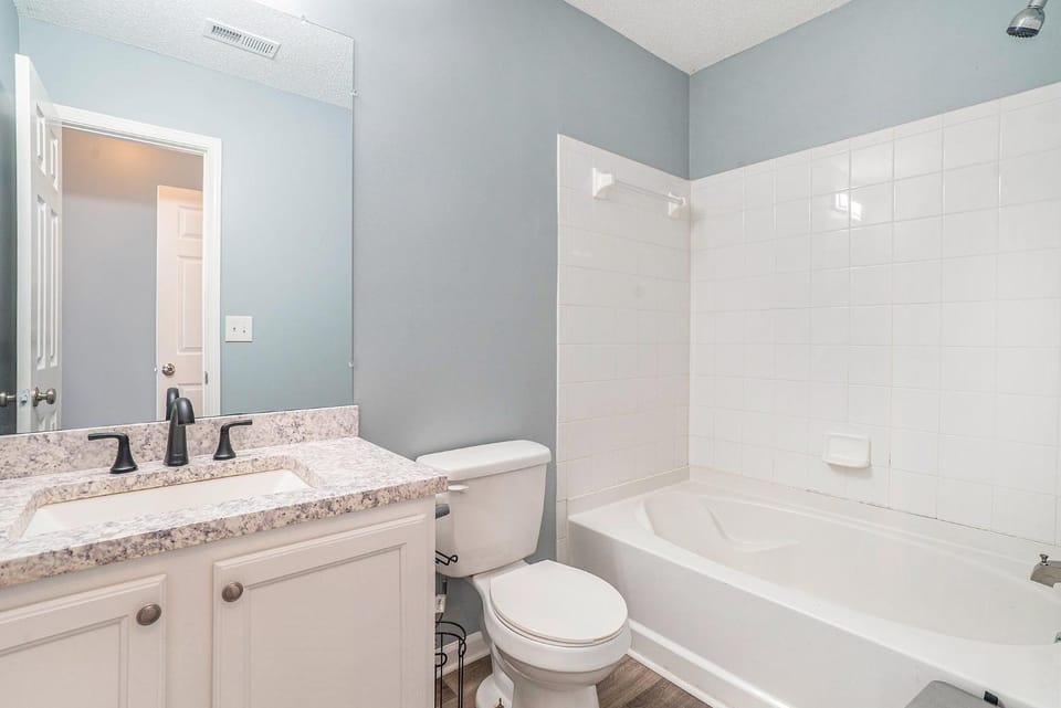 Bathroom, Bath
