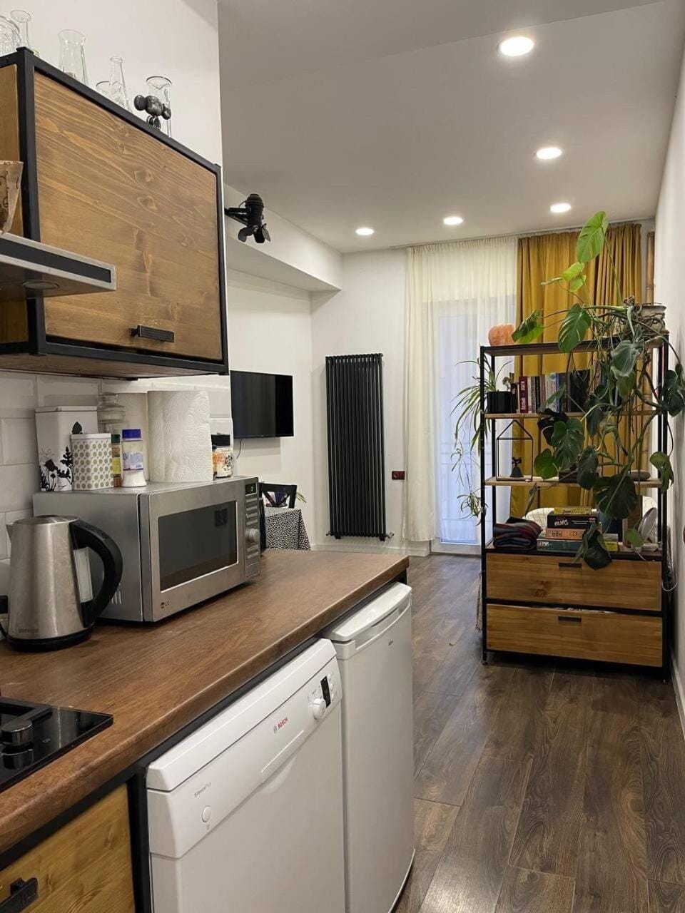 Coffee/tea facilities, Kitchen or kitchenette