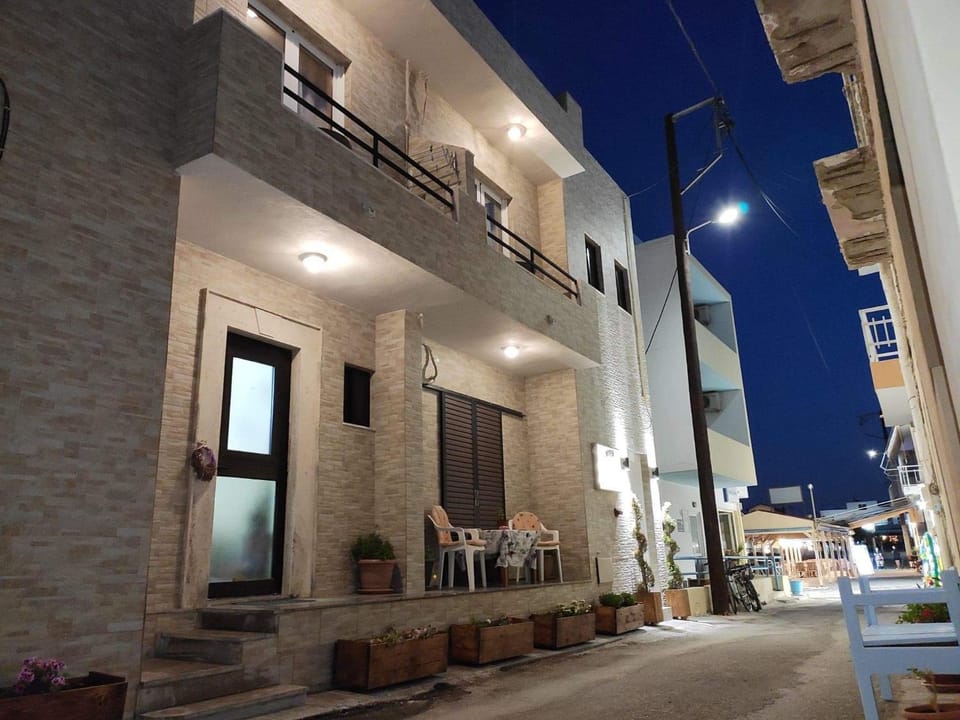 Property building, Facade/entrance