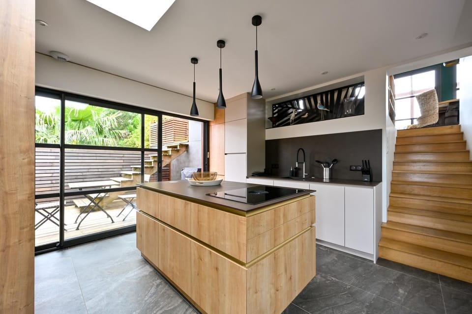 Kitchen or kitchenette, stove