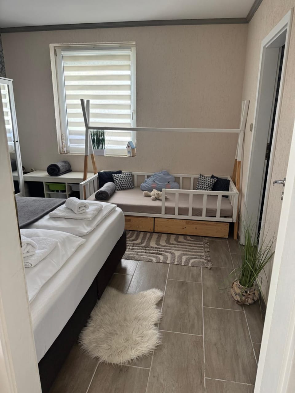 Chill and Relax Apartman Kehidakustány Apartment in Hungary