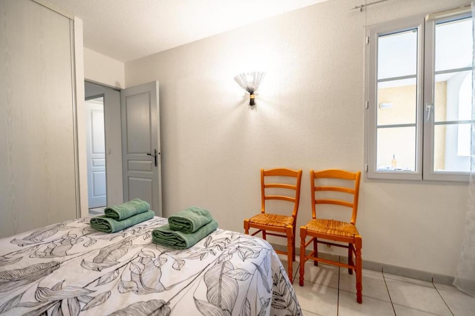 Superbe Appartement climatisé dans résidence avec Piscine et parking Apartment in Sainte-Maxime