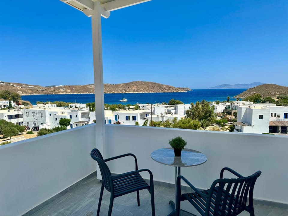 Danа̃e Sun&Sea Stays Hotel in Milos