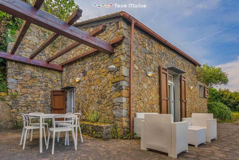 Blue Marine, TerreMarine House in Province of Massa and Carrara