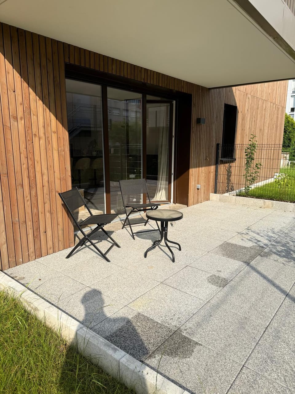 New 2 room apartment with garden & garage, Close to Parliament Apartment in Strasbourg