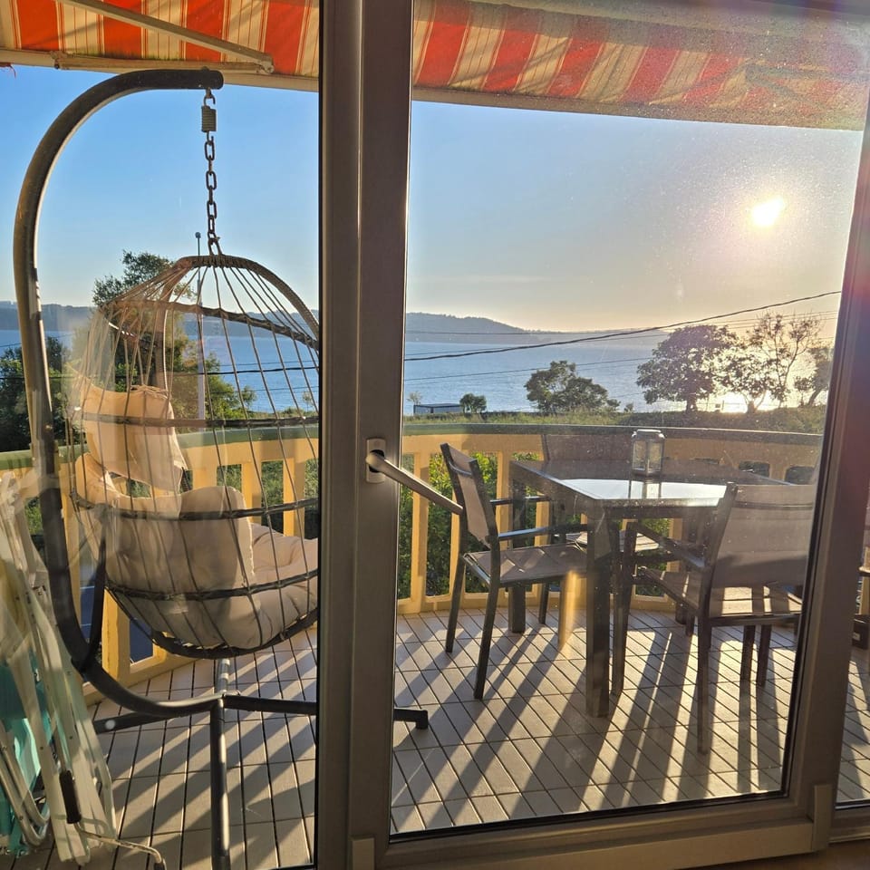 View (from property/room), Balcony/Terrace, Sea view