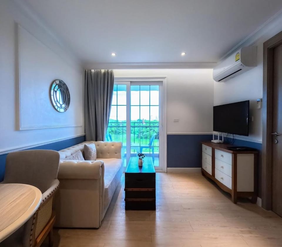 Seven Seas Côte d'Azur C519 Apartment in Pattaya City