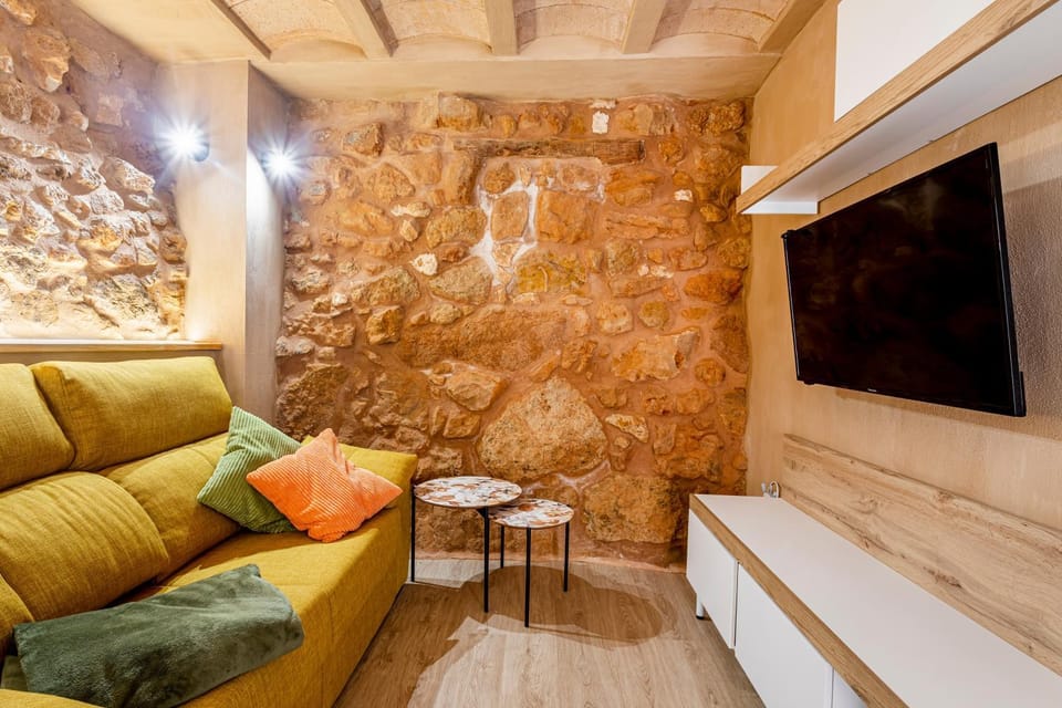 Property building, Living room