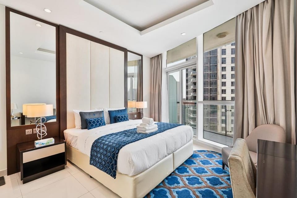 Stylish 2BR - Near Burj Khalifa & City Views Apartment in Dubai
